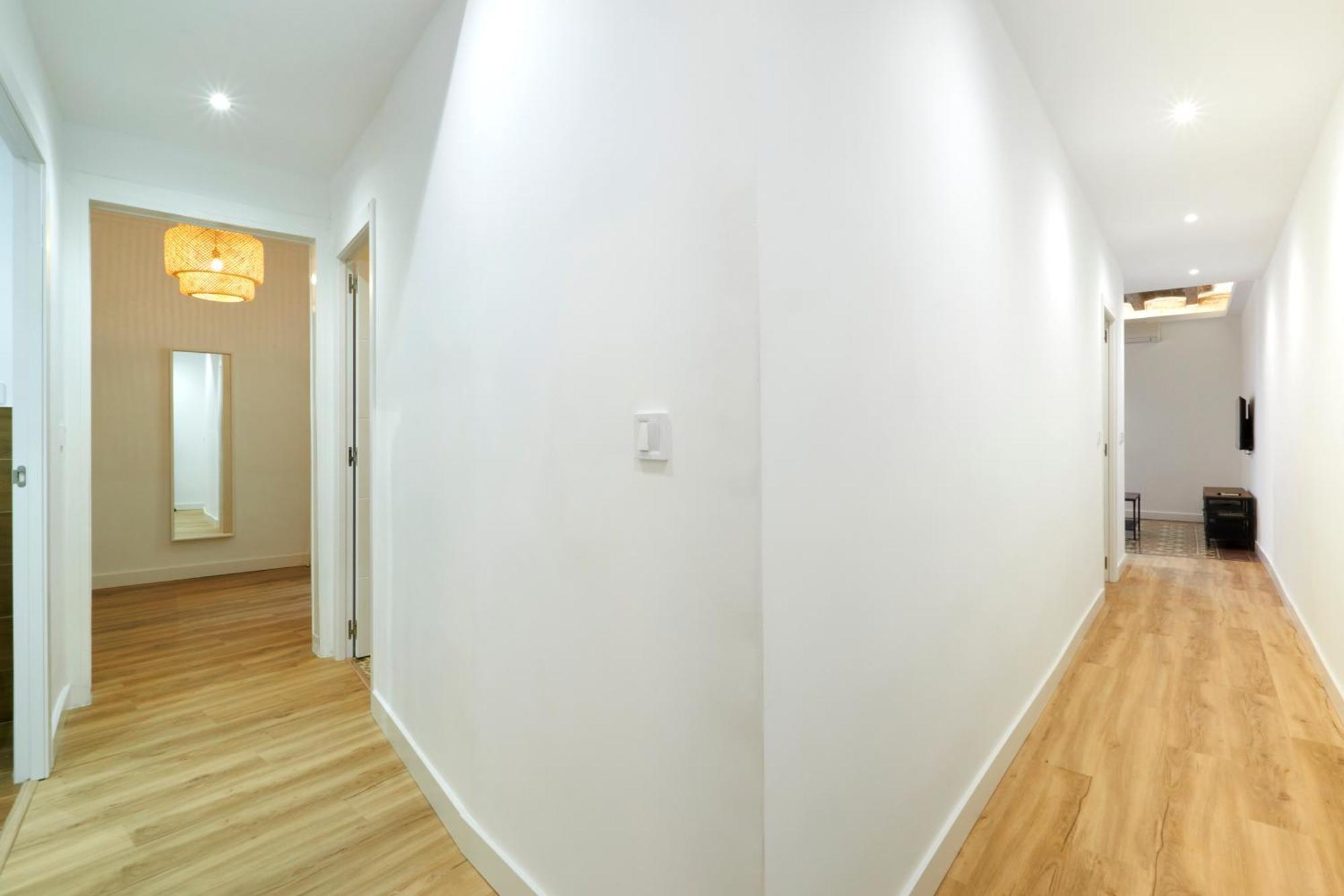 Comfortable Apartment Next To Apolo Theater Barcelona Kültér fotó